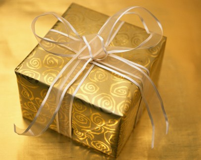 The-Gold-Wrapping-Paper
